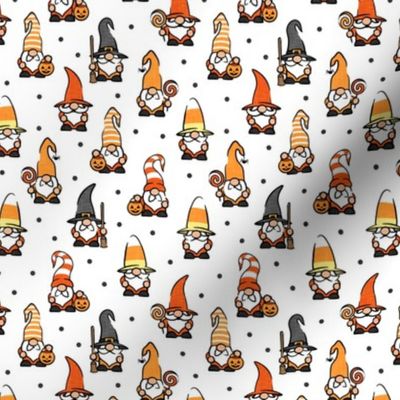 (small scale) halloween gnomes - orange and black - LAD21