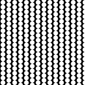 dot chain-vertical-black/white