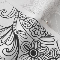 DECO B&W Scatter Floral