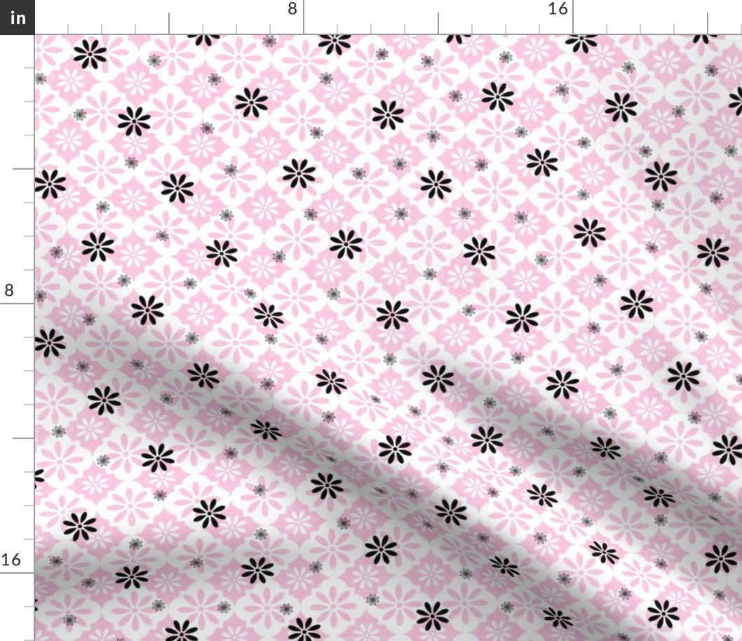 Retro Mid Mod Quatrefoil Floral Pink