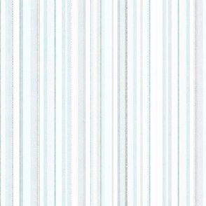 Soft Haze Stripes Skinny Aqua on White 150L