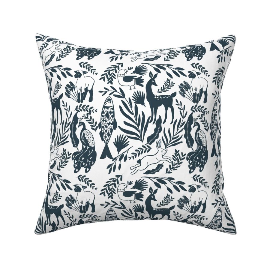 HOME_GOOD_SQUARE_THROW_PILLOW