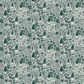 Garden Gnomes - dark green and cream - small scale