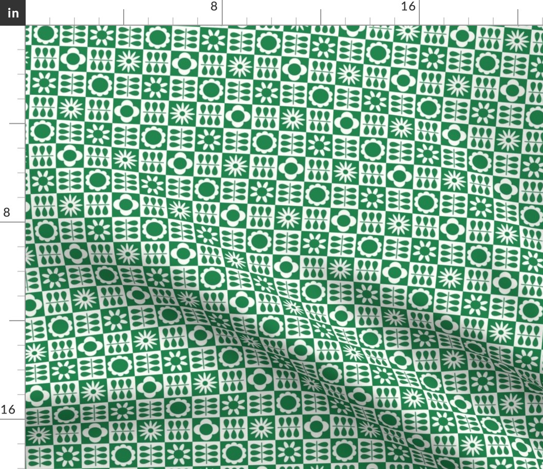 Scandinavian Checker Blooms - Green and White - MED