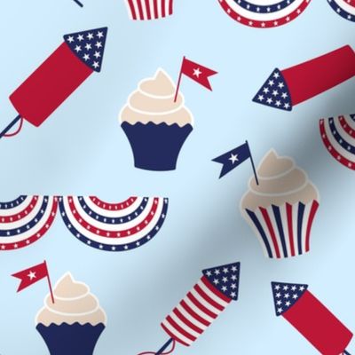 Patriotic July 4th cupcakes party