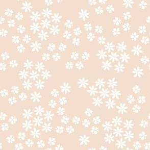 Blush White Floral_Iveta Abolina