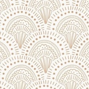 Party Scallop - gold and cream