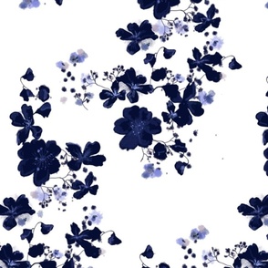Jeansblaue Blüten