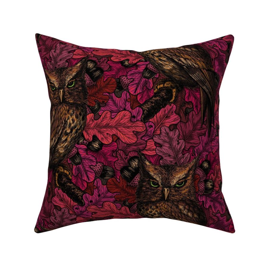 HOME_GOOD_SQUARE_THROW_PILLOW