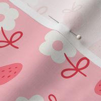 Strawberry Daisy Floral in Carnation Pink