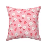 Strawberry Daisy Floral in Carnation Pink