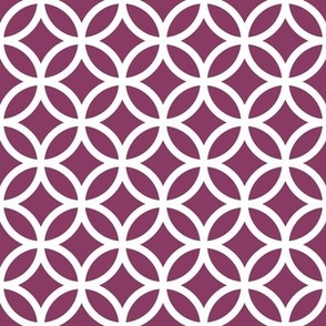 Interlocked Circles Pattern - Boysenberry and White
