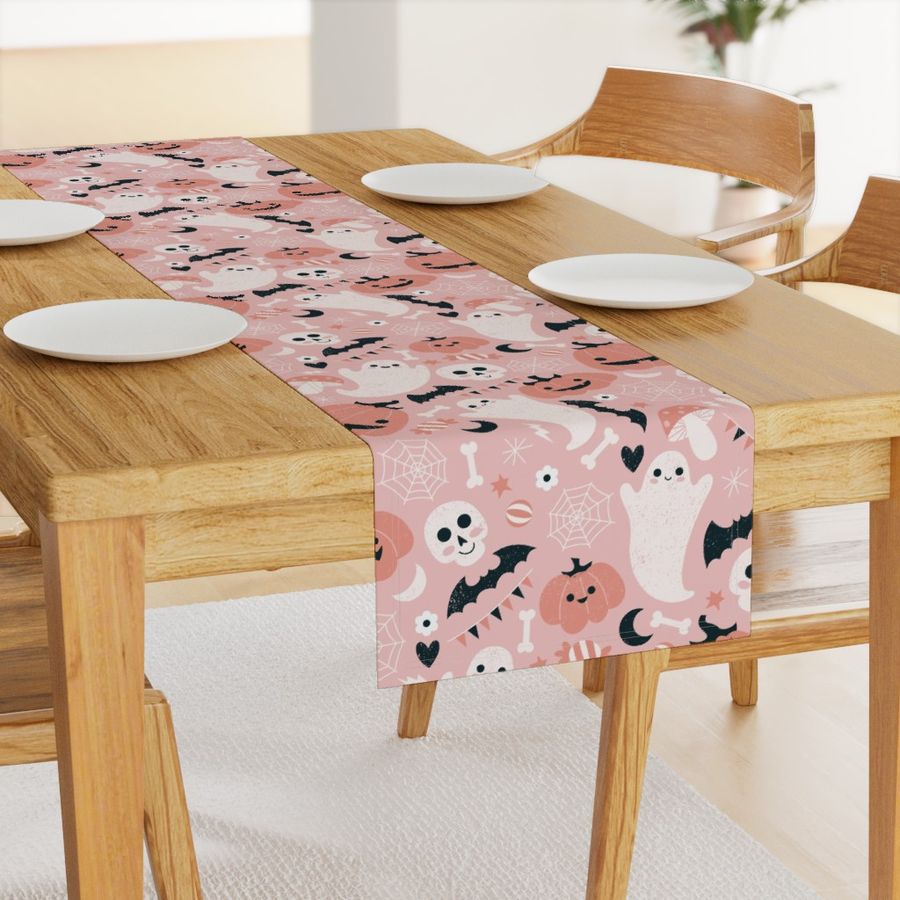 HOME_GOOD_TABLE_RUNNER