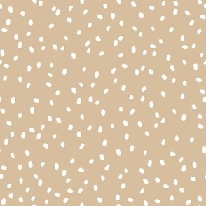 8x8 Freehand Speckle - beige white