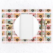 Retro Camera Pattern With Daisies, Vintage Photo Cameras in Pink, Blue and Yellow Pastel Colors