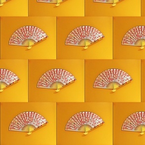 Japanese Fans (woven screen) - gold, medium 