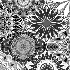 Moroccan Mandala Dream, black and white, 24 inch