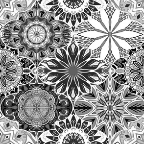 Moroccan Mandala Dream, black and white, 18 inch