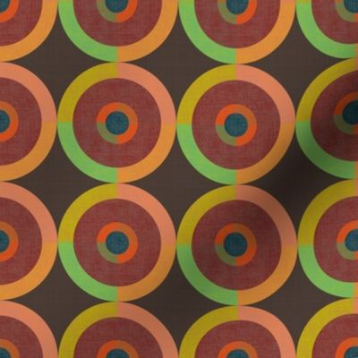 Multi Color Bullseye-Medium Scale