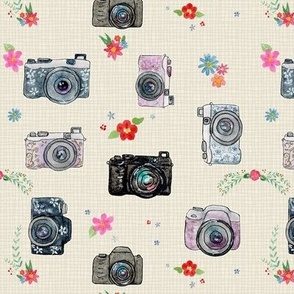 Camera Floral