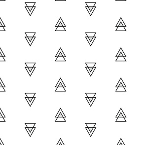 Enzo Geometric Intersected Triangles- medium  ©designsbyroochita