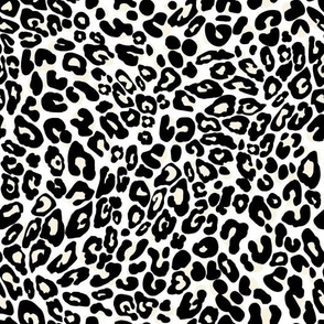 leopard classic black & white