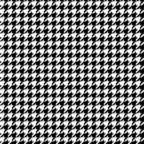 Large Scale Black and White Houndstooth
