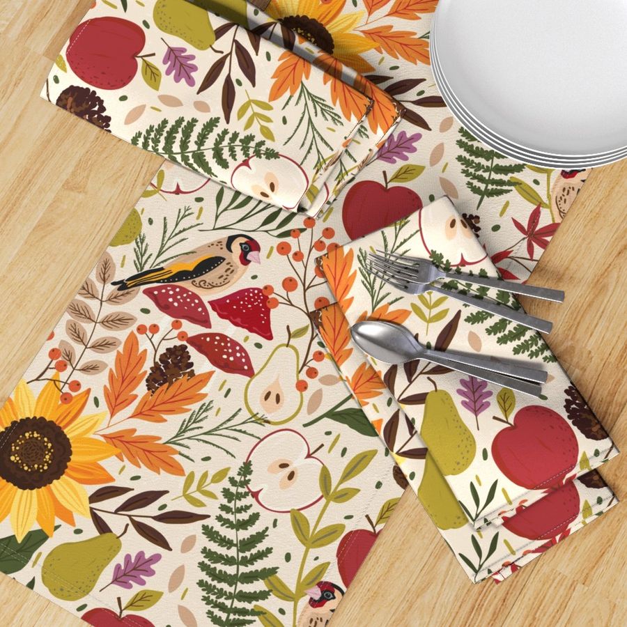 HOME_GOOD_TABLE_RUNNER