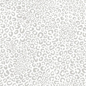 leopard print - light gray - regular scale