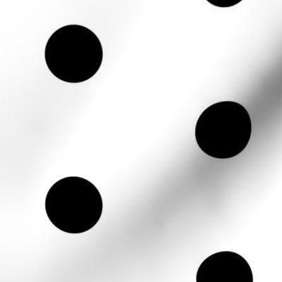 Medium // Black Polka Dots 