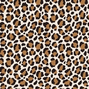 Leopard pattern on the beige background