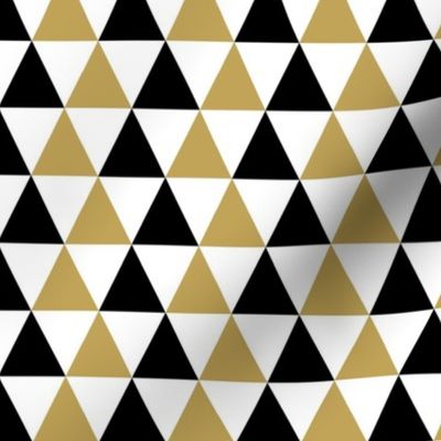 Medium Scale Mod Geometric Scandi Holidays Gold Black White Triangles