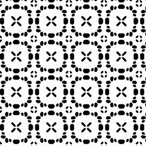 Trinity - Hand Drawn Geometric White Black Regular Scale