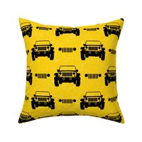 Large Scale All Terrain Vehicle Off Roading Jeep Grill in Black and Yellow