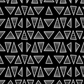 Striped Triangles small scale