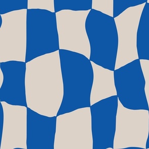 Warped Checkmate - Cream & Blue