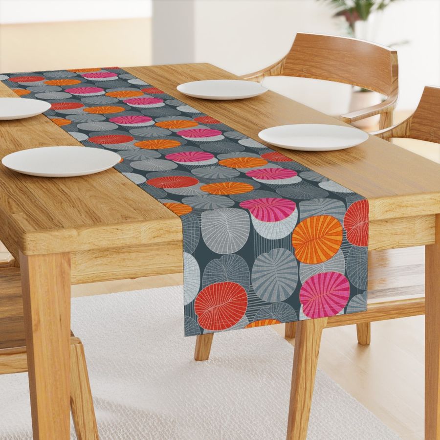 HOME_GOOD_TABLE_RUNNER