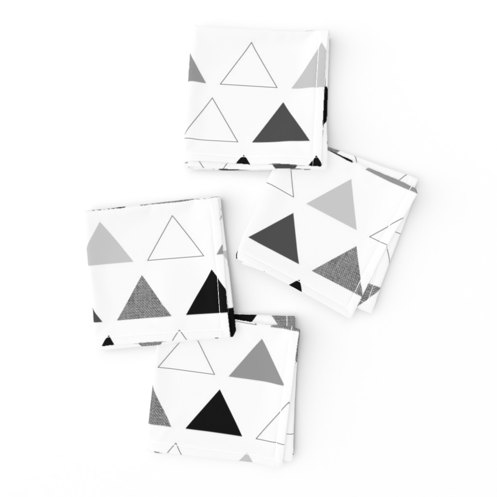 Black & White Triangles
