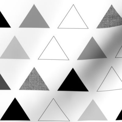 Black & White Triangles