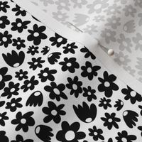 Black and white flowers on white background 2.5x2.5