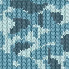 Large Knit Camouflage Blue