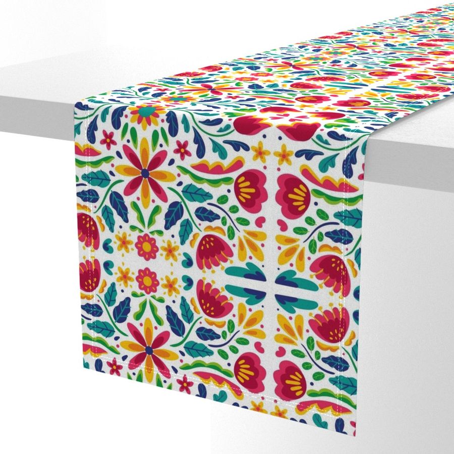 HOME_GOOD_TABLE_RUNNER