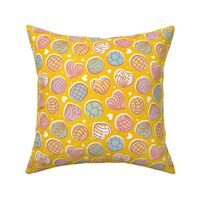 Small scale // Mexican pan dulce // yellow background multicolored conchas