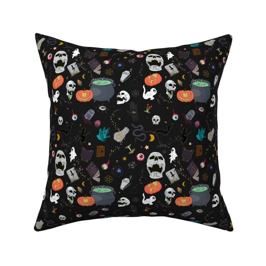 HOME_GOOD_SQUARE_THROW_PILLOW