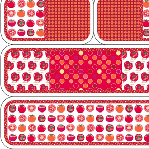 Play kitchen accessories - tomato polka