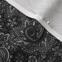 Paisley black and white 