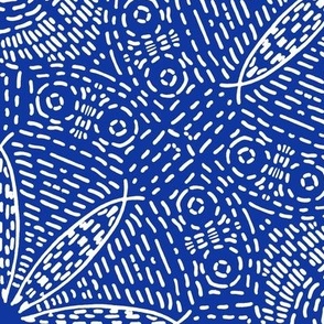 Basketweave Kaleidoscope in White on Blue