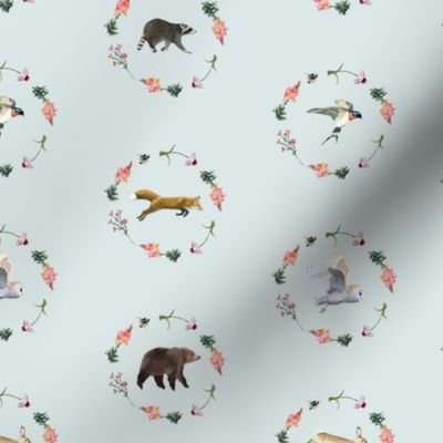 Floral Wreath Woodland Animals, Mist