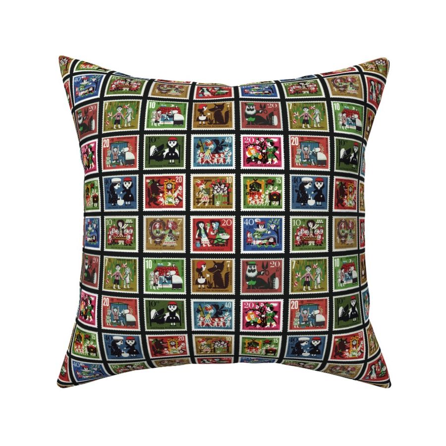 HOME_GOOD_SQUARE_THROW_PILLOW