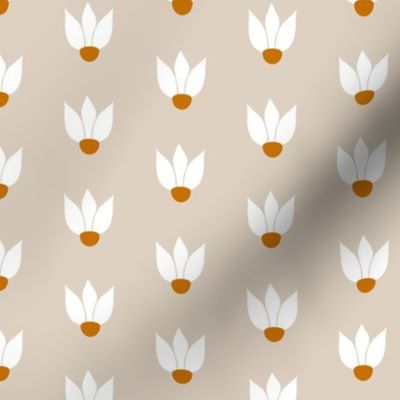 Simple Bold One Direction Wildflower - beige